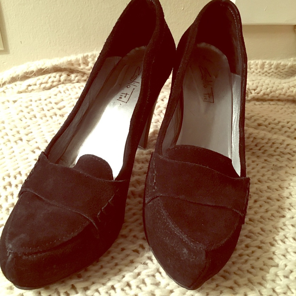 Anthropologie Fiel leather shoe